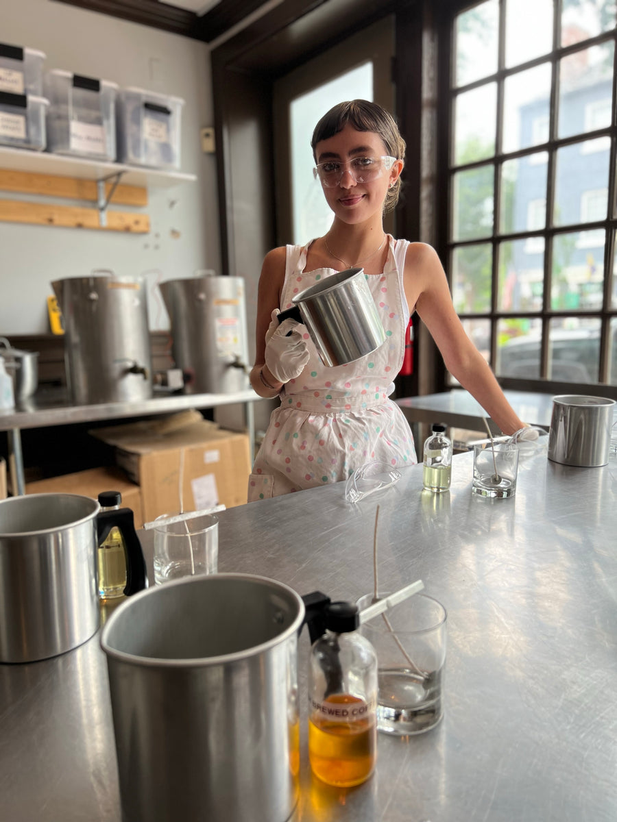 Mary Washington Candle Pouring Workshop