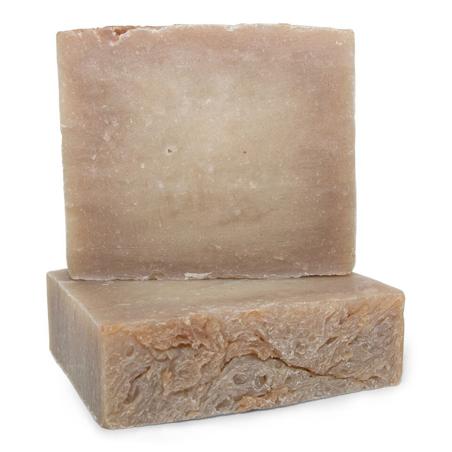 This warm woodsy soap bar has a wonderfully pleasing fragrance. A popular choice for both men and women!